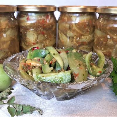 Салат из зеленых помидоров быстрый – вкусный и простой рецепт