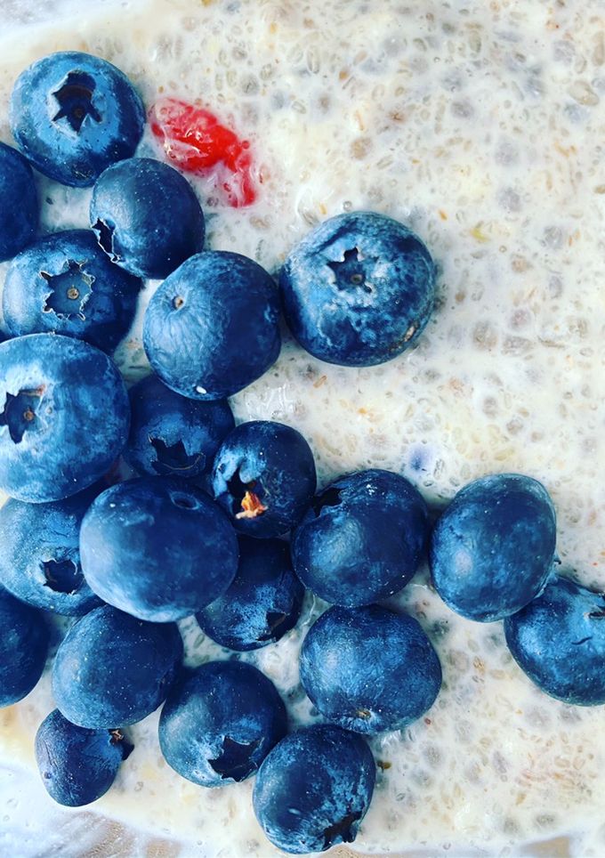 Una foto de Avena Fría (overnight oats)