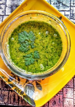 A picture of Green chana curry.