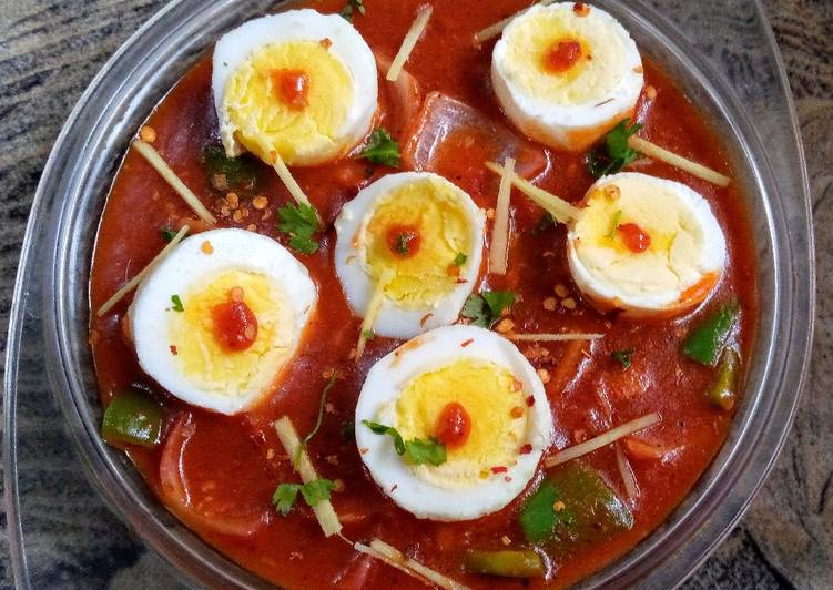 Egg jalfrezi (انڈا جلفریزی)