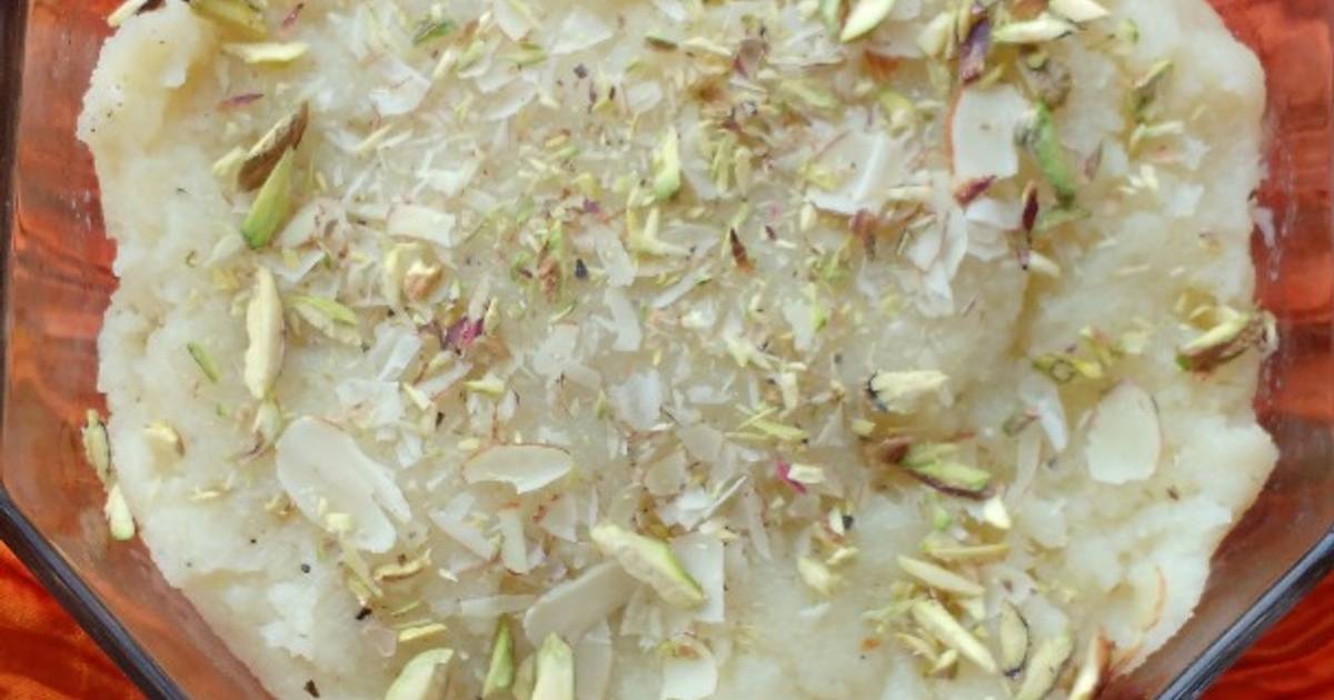 सूजी हलवा (Suji Halwa recipe in Hindi) रेसिपी बनाने की विधि in Hindi by