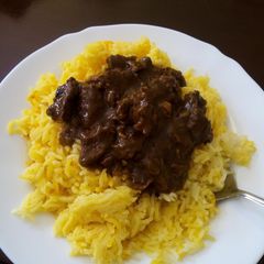 A picture of Tumeric rice and beef.