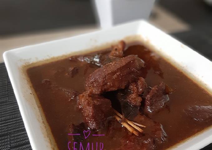 Semur Daging Rumahan..