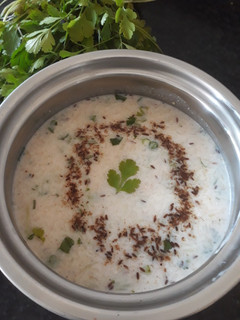 लौकी का रायता(Lauki ka raita recipe in Hindi) रेसिपी मुख्य फोटो