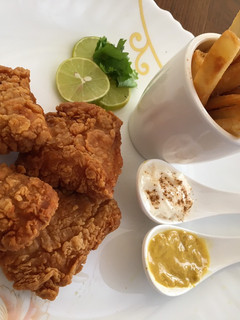 A picture of Fish and Chips with honey mustard sauce 💕💕💕.