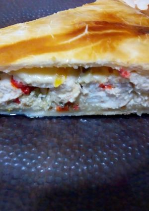 Una foto de Tarta de pollo y morrones ☺️