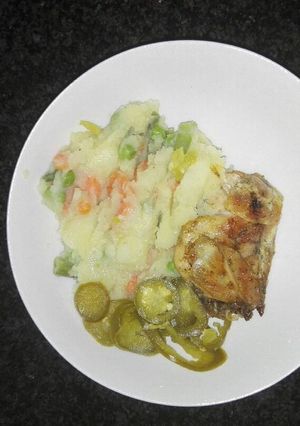 A picture of Potato, Veg with Chicken.