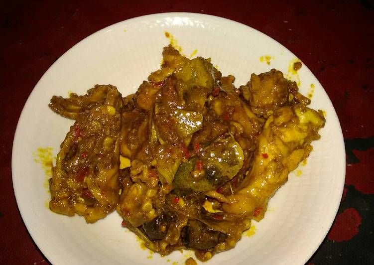 Tulangan ayam masak rica