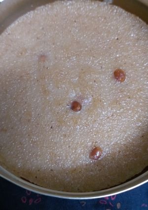 सूजी का हलवा (sooji ka halwa recipe in Hindi) रेसिपी मुख्य फोटो