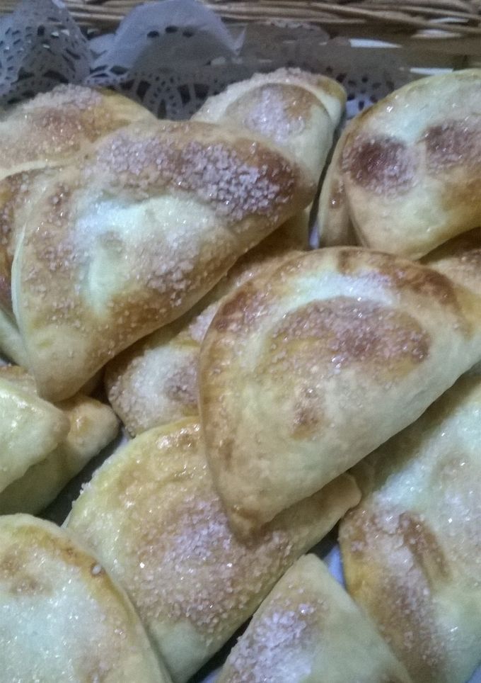 Una foto de Empanadas dulces con hojaldre rápido