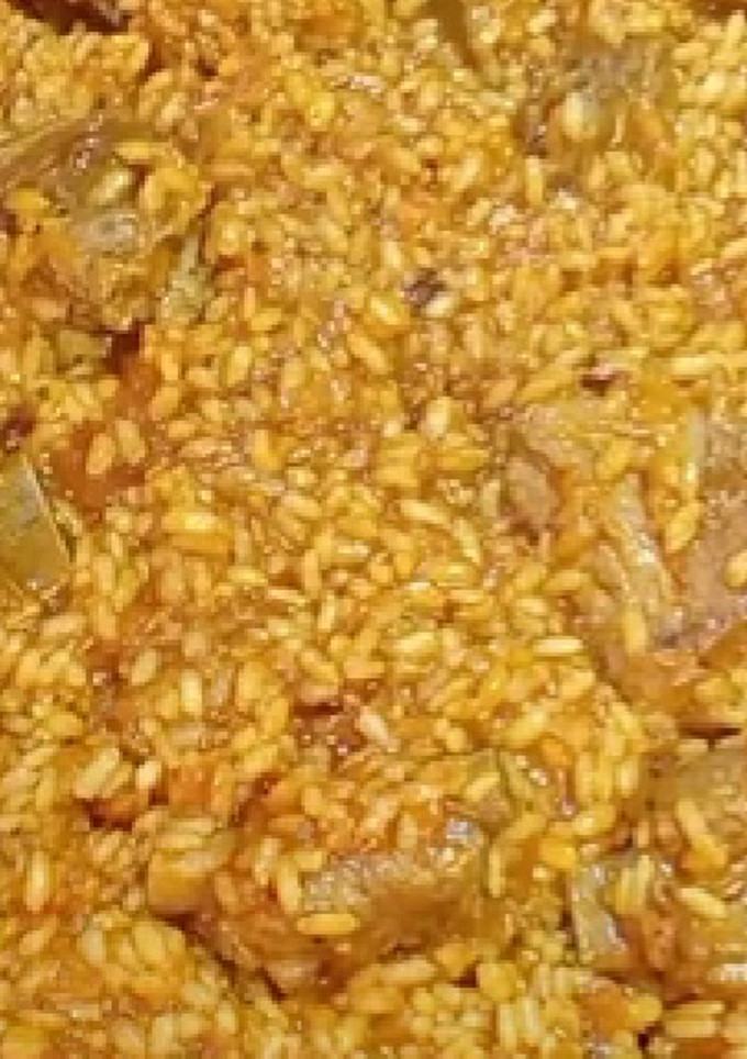 Una foto de Arroz con costilla en Mambo