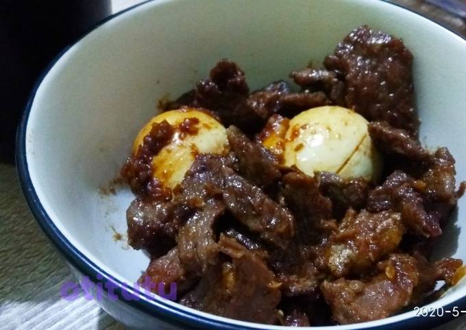 Semur Lapis Daging telur