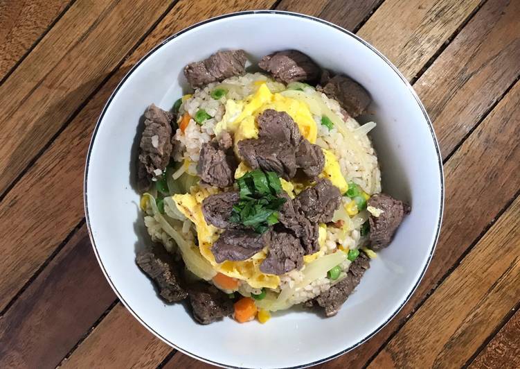 Beef Tenderloin Butter Rice with Scramble Egg