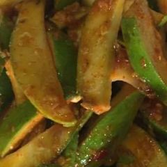 A picture of Keri ka achar.