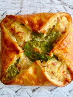 A picture of Ham Hock & Spinach Parcels.