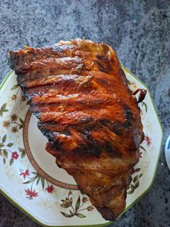 Una foto de Costillas de Cerdo al Horno marinada con miel