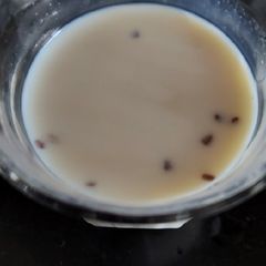 A picture of Instant Elaichi milk shake.