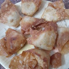 A picture of Wontons.