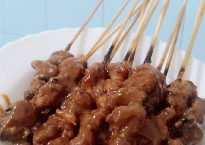 Resep Sate Ayam Abang-Abang Bumbu Pecel Anti Gagal