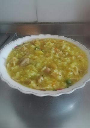 Una foto de Sopa de arroz con menudo