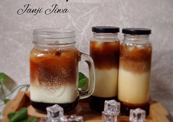Resep Es Kopi Janji Jiwa oleh Febry Caturia - Cookpad