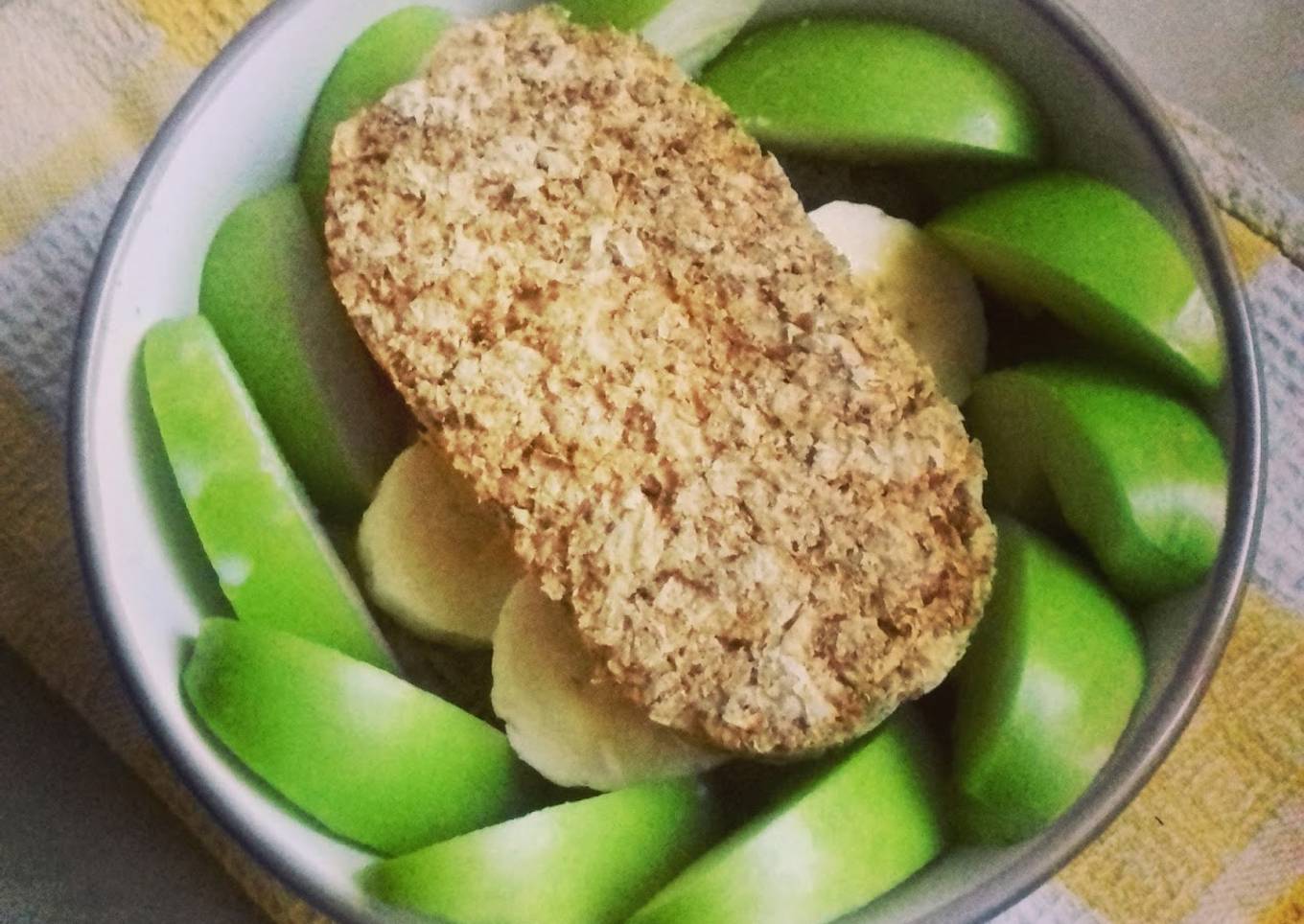 Apple Banana Cereal Bowl