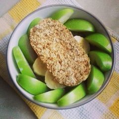 A picture of Apple Banana Cereal Bowl.