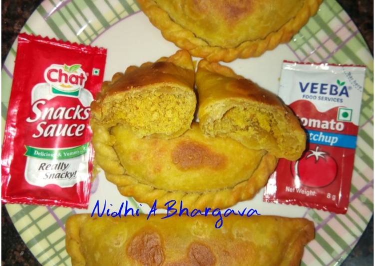 Gujiya kachori