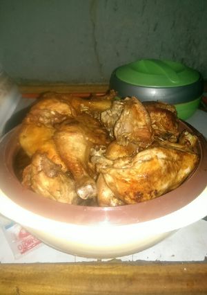A picture of Fried chicken.