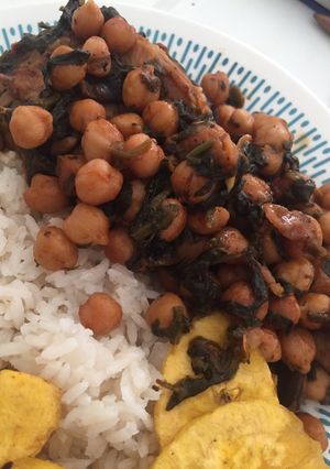 Una foto de Garbanzos con pollo a la teriyaki