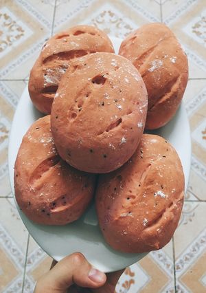 Hình của món Bánh mì thanh long ruột đặc.