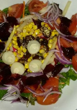Una foto de Ensalada multicolor