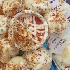 A picture of Dahi bade Chat.