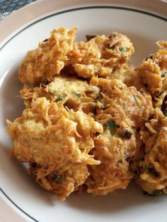 Cara Gampang Membikin Resep Bakwan teri nasi yang Lezat Anti Ribet, Uenak Banget