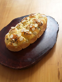 Hình của món Bánh mì hoa cúc.