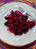 Ensalada de betarragas con cebolla