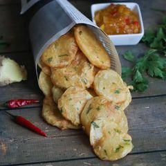 Potato slice bhajia#4weekschallenge#mystaplefoodrecipecontest A picture of Potato slice bhajia#4weekschallenge#mystaplefoodrecipecontest.