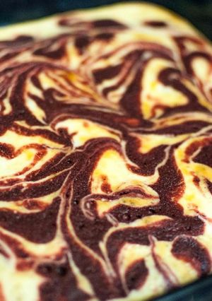 A picture of Homemade Red Velvet Swirl Brownies.
