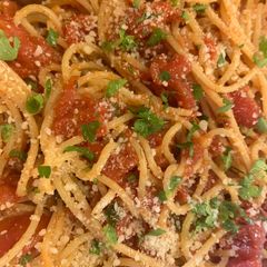 A picture of Pasta puttanesca(ish).