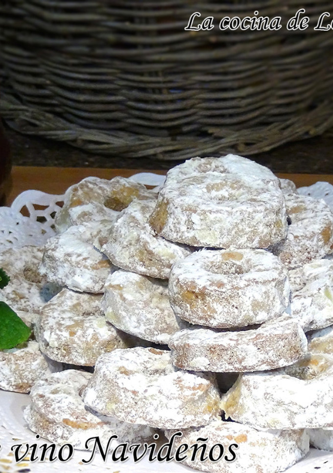 Una foto de Roscos de vino Navideños