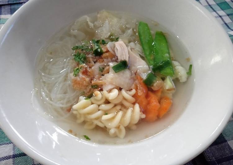 Langkah Mudah untuk meracik Sop Ayam yang Lezat Sekali