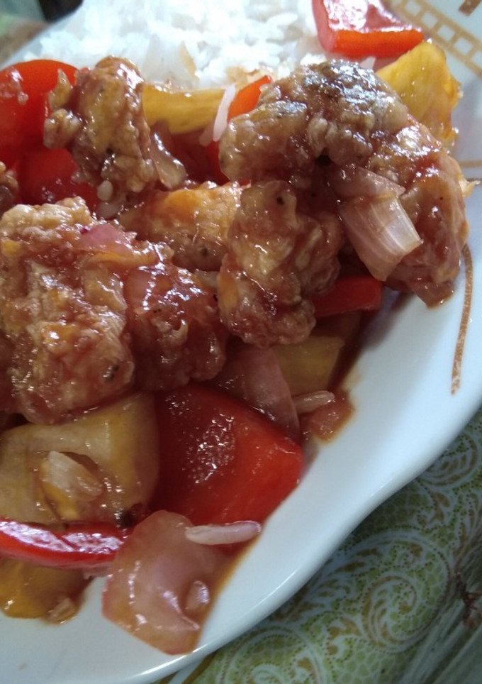 Una foto de Pollo con piña