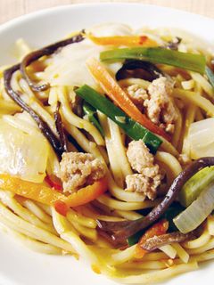 【厚生廚房】時蔬快炒麵 的食譜成品照片