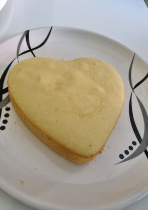 A picture of Eggless Vanilla cake.