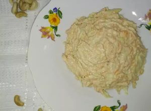 Una foto de Coleslaw vegana ¡poderosa y saludable! 😉💪 :)
