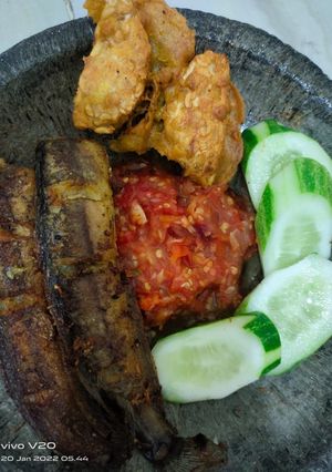 Foto resep Penyetan Lele