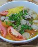 Canh bò viên nấu thơm cà