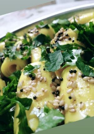 Khandavi - The Gujarati dish રેસીપી મુખ્ય ફોટો