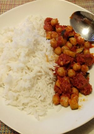 A picture of Fluffy's I'm tired throw it all together dinner.