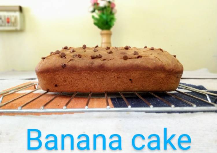 Eggless whole wheat banana cake